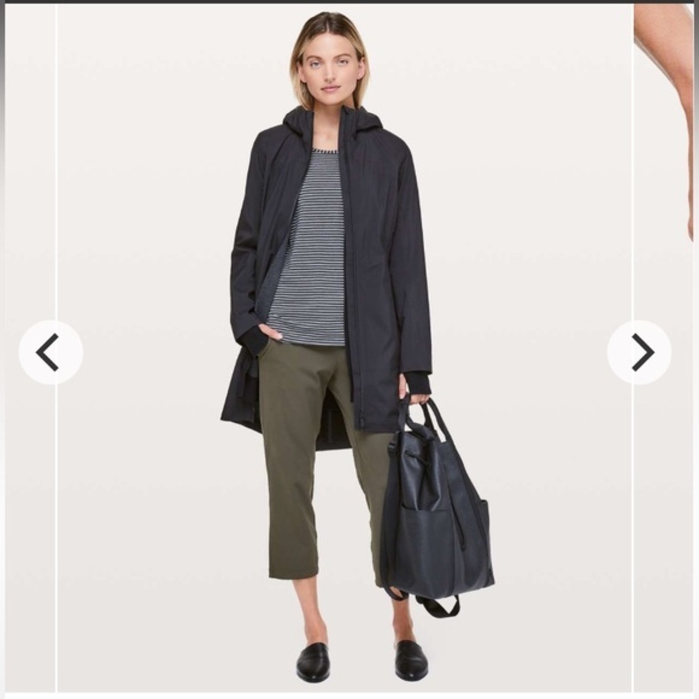Lululemon On The Fly Crop Pants 23” Size Women’s 4 Color Dark Olive